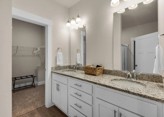 Sea Haven At Serenity - New Large With Golf Cart And Game Just Mins From Beach! * Pensacola